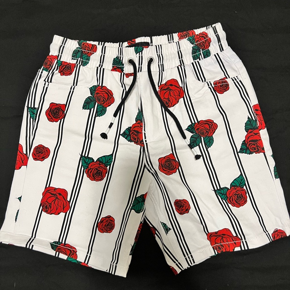 Small rose print shorts